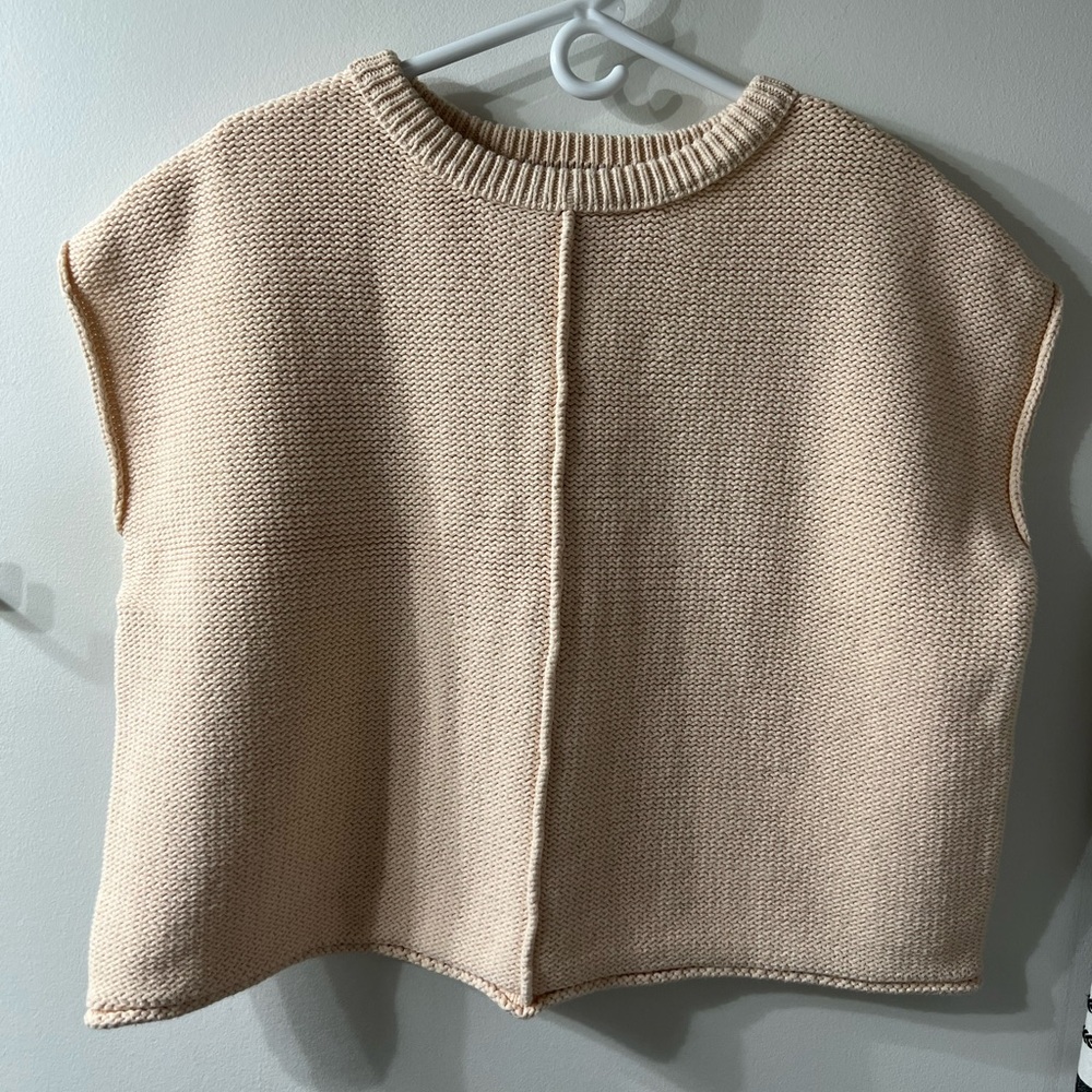 Universal Thread Cream Knit Boxy Crewneck Sweater Vest
